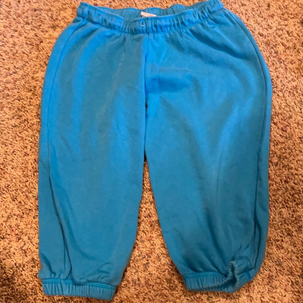 Nike Capri sweatpants women’s small